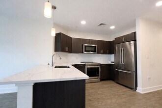 20 Penniman Rd in Boston, MA - Foto de edificio - Building Photo