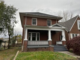 328 Boyd Ave in Martinsburg, WV - Building Photo
