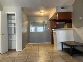 7152 Fair Oaks Ave in Dallas, TX - Building Photo - Building Photo