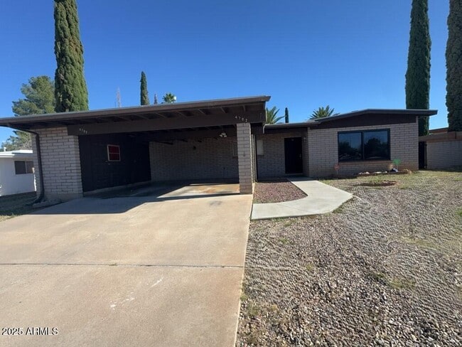 property at 4702 Pso Del Rico