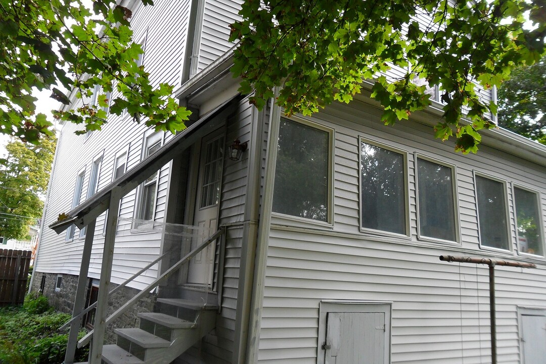 210 N Geneva St, Unit 4 in Ithaca, NY - Building Photo