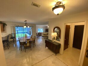 16395 SE 92nd Ave in Summerfield, FL - Building Photo - Building Photo