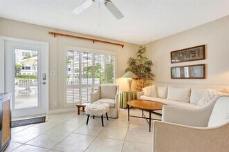 3215 SE 10th St in Pompano Beach, FL - Building Photo - Building Photo