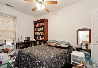 3045 W Fullerton Ave in Chicago, IL - Building Photo - Building Photo