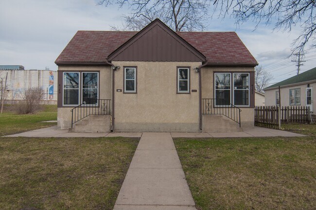 property at 4149 S 32nd Ave