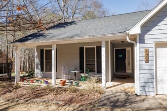 174 Hidden Timber Ln in Athens, GA - Building Photo - Building Photo