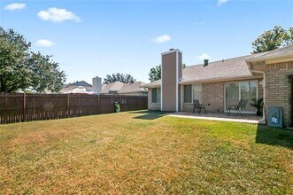 1217 Wild Cherry Dr in Carrollton, TX - Building Photo - Building Photo