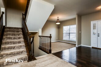 700 Phoenix Way in O'Fallon, MO - Building Photo - Building Photo