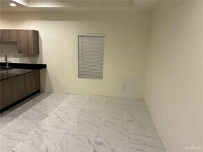 11 Downing Ave in Edinburg, TX - Building Photo - Building Photo
