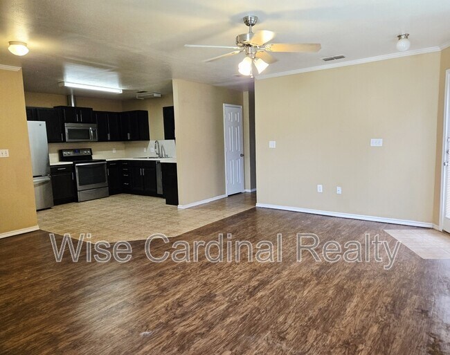 612 N Englewood Ave in Lubbock, TX - Building Photo - Building Photo