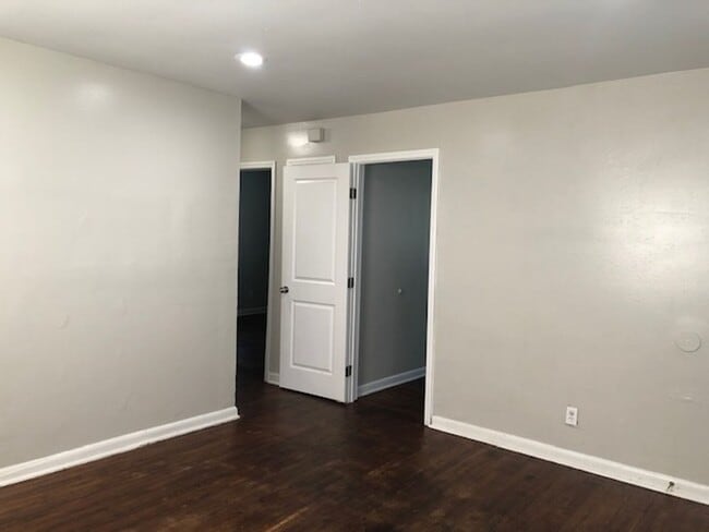 2401 Julia Ave in Charlotte, NC - Building Photo - Building Photo