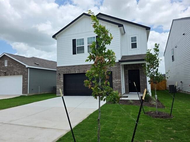 353 Enforcer Lp in Jarrell, TX - Building Photo - Building Photo