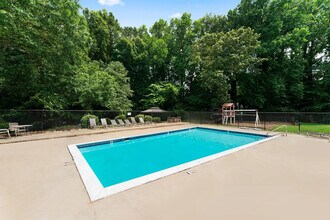 681 Mt Zion Rd in Jonesboro, GA - Building Photo - Building Photo