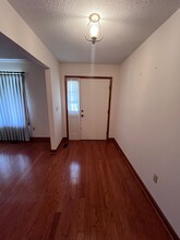 302 Turnpike Rd in Laurinburg, NC - Building Photo - Building Photo