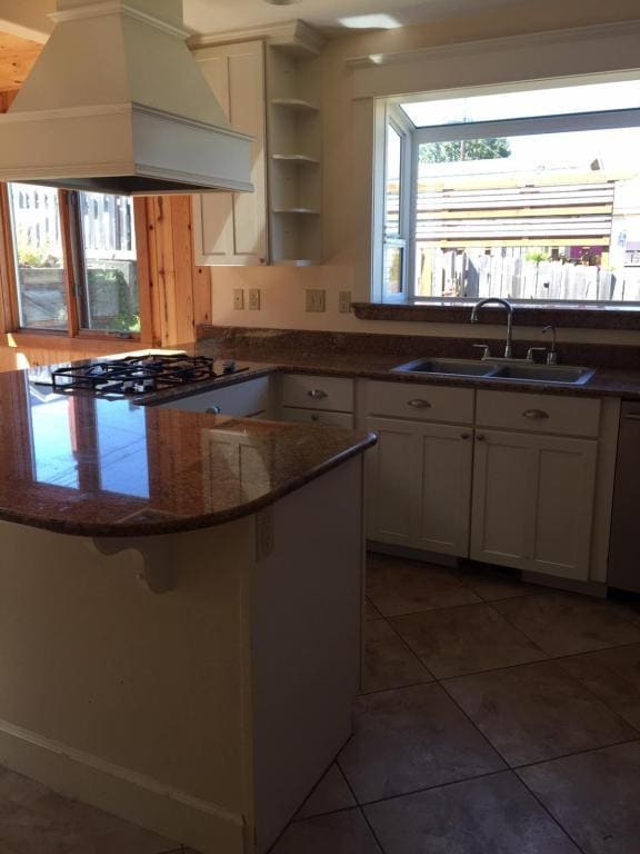 663 S 11th St in Coos Bay, OR - Building Photo - Building Photo