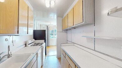 2942 W 5th St in Brooklyn, NY - Building Photo - Building Photo