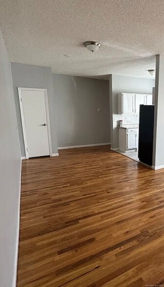 335 Wells St, Unit 6 in Bridgeport, CT - Foto de edificio - Building Photo