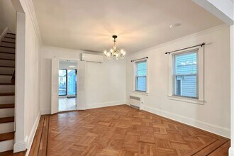 71-51 Kessel St in Queens, NY - Building Photo - Building Photo