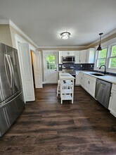 16 White Oak St in Jacksonville, NC - Building Photo - Building Photo