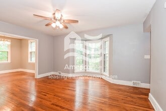 300 Summerlea Dr in Columbia, SC - Building Photo - Building Photo