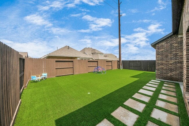 10410 Carina Cloud Ln