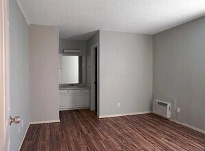 26 Wildwood Cir in Wimberley, TX - Building Photo - Building Photo