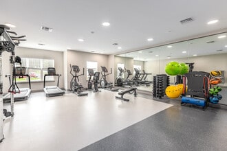 Eagle Park Vistas in Hanover, MD - Building Photo - Interior Photo