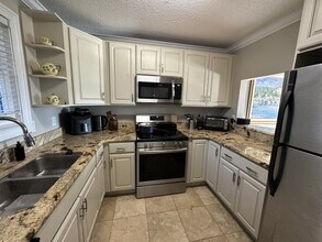 7500 Woods Ln in Cornelius, NC - Building Photo - Building Photo
