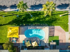 Dwell in Scottsdale, AZ - Foto de edificio - Building Photo