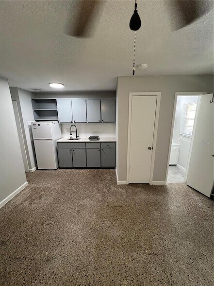 2514 E Jefferson St, Unit 12 in Orlando, FL - Building Photo