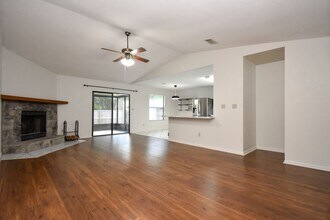 3737 NW 59th Pl in Gainesville, FL - Building Photo - Building Photo