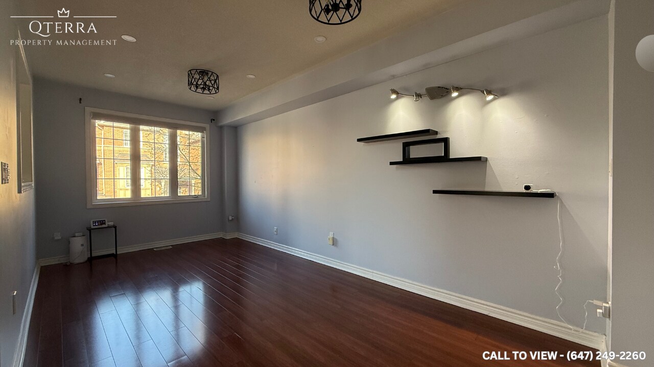 2 Annable Ln in Ajax, ON - Building Photo