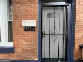 3824 N 8th St in Philadelphia, PA - Foto de edificio - Building Photo