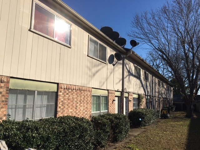 Green St Apartments in Marlin, TX - Building Photo - Other