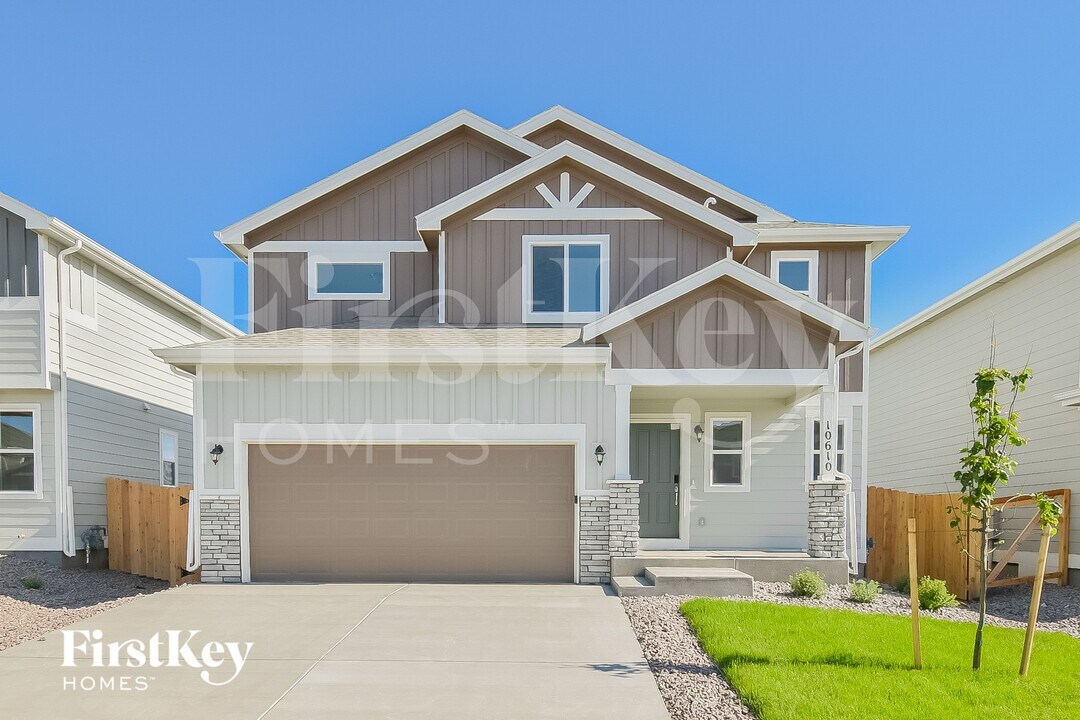 10610 Luneth Dr in Colorado Springs, CO - Building Photo