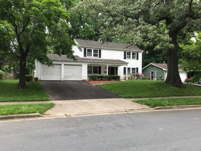 property at 1734 Swinburne Ave