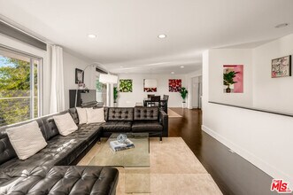 2388 Kimridge Rd in Beverly Hills, CA - Building Photo - Building Photo