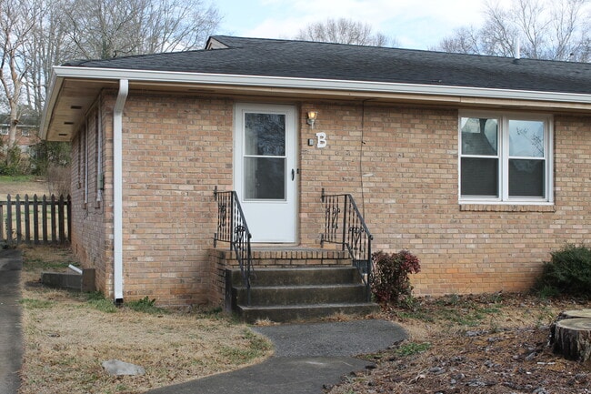 756 Sunset Blvd SW, Unit Suite B