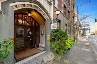 Chasselton in Seattle, WA - Foto de edificio - Interior Photo