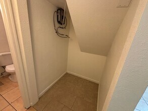 1 E Navajo Rd, Unit 1 E Navajo Rd Apt 14 in Tucson, AZ - Foto de edificio - Building Photo