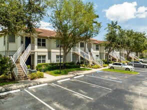 Melrose Apartments in West Palm Beach, FL - Foto de edificio - Building Photo