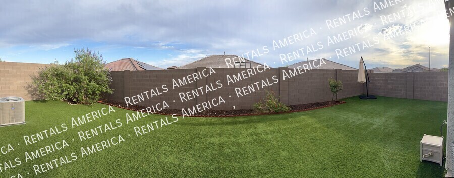 29539 W Whitton Ave in Buckeye, AZ - Building Photo
