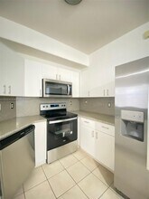 17037 SW 39th St in Miramar, FL - Building Photo - Building Photo