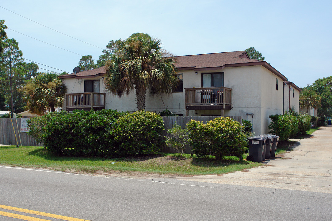 Kapalua Apartments in Panama City, FL - Building Photo