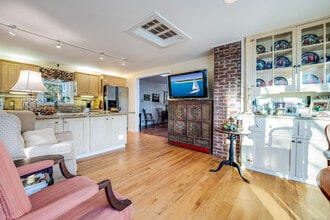 58 Sill Ln in Old Lyme, CT - Building Photo - Building Photo