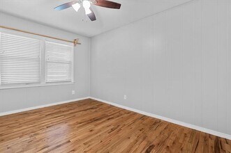2801 S Hills Ave in Fort Worth, TX - Building Photo - Building Photo