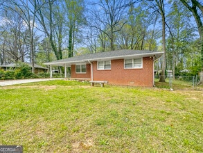506 Shady Ln Dr in Forest Park, GA - Building Photo - Building Photo