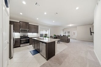 2434 Abbot Brk Dr in Iowa Colony, TX - Building Photo - Building Photo