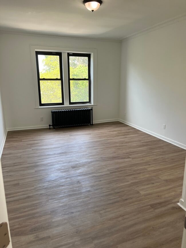 53 Union Ave, Unit 404