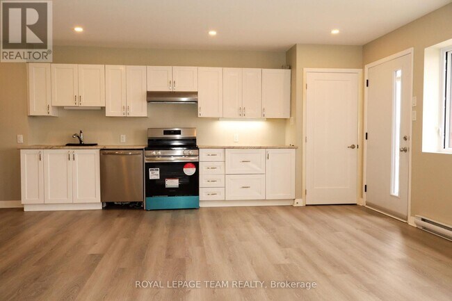 3880 7 Rd in South Dundas, ON - Building Photo - Building Photo